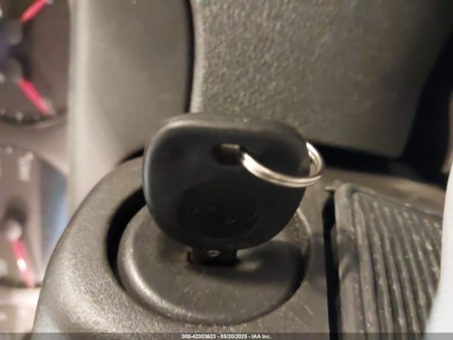 2G1WA5E35G1143539 Chevrolet Impala Limited Ls