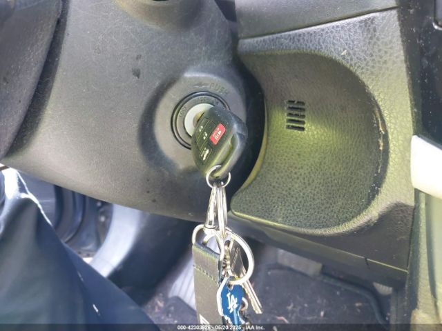 5YFBURHE9FP335743 Toyota COROLLA LE