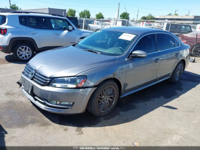 1VWAT7A37FC099126 Volkswagen 2015