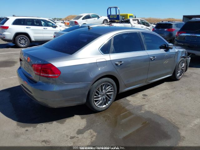 1VWAT7A37FC099126 Volkswagen 2015