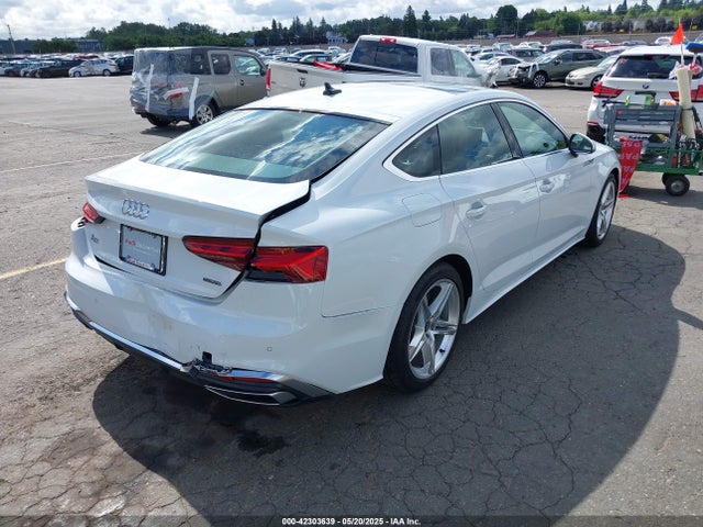 2022 AUDI A5 SPORTBACK WAUFACF55NA019430 Photo 3