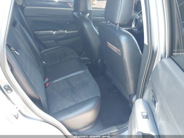 JA4AP3AW9JU012575 Mitsubishi Outlander Sport 2.4 Se