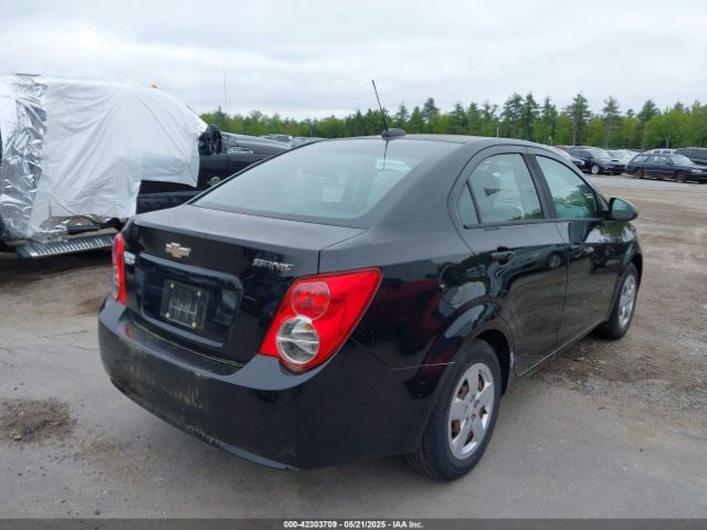 1G1JA5SG2G4116997 Chevrolet Sonic Ls Auto