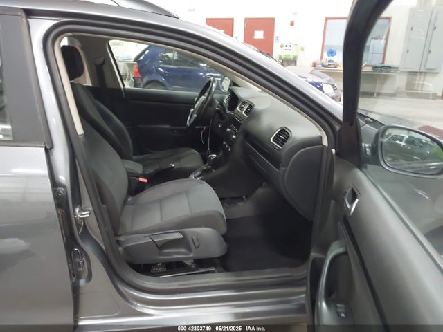 3VWPP7AJ7EM601806 Volkswagen 2014