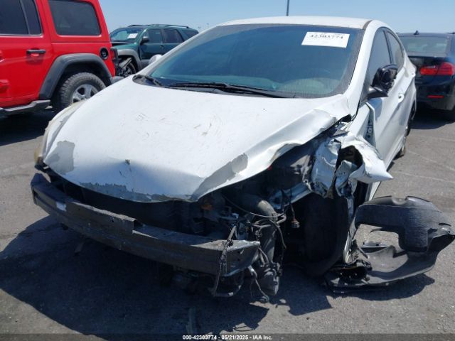 5NPDH4AE0FH643214 Hyundai ELANTRA SE
