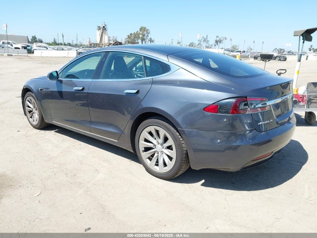 Tesla MODEL S 2017 5YJSA1E15HF228506 Image 3