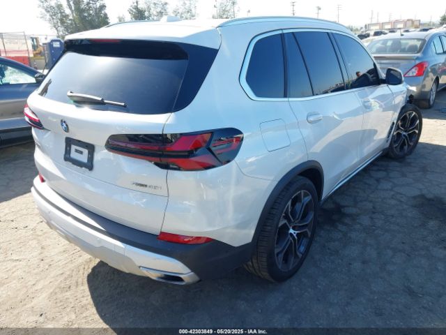 2025 BMW X5 5UX13EU0XS9W77167 Photo 3