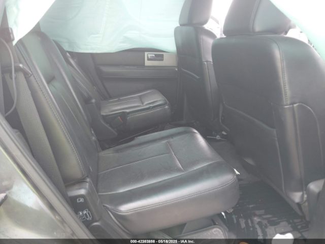 1FMJU1KT4GEF37825 Ford Expedition Limited
