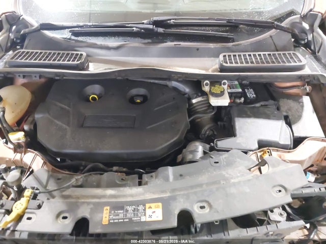 1FMCU9J96HUA74171 Ford Escape Titanium