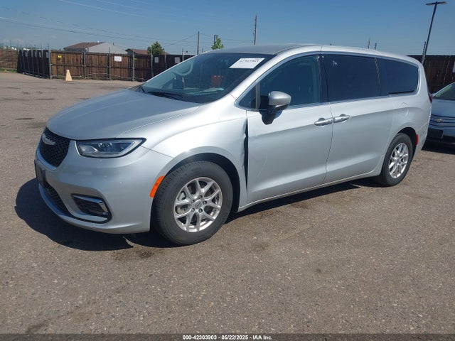 2C4RC1BG8PR586669 Chrysler Pacifica Touring L