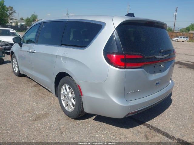 2C4RC1BG8PR586669 Chrysler Pacifica Touring L