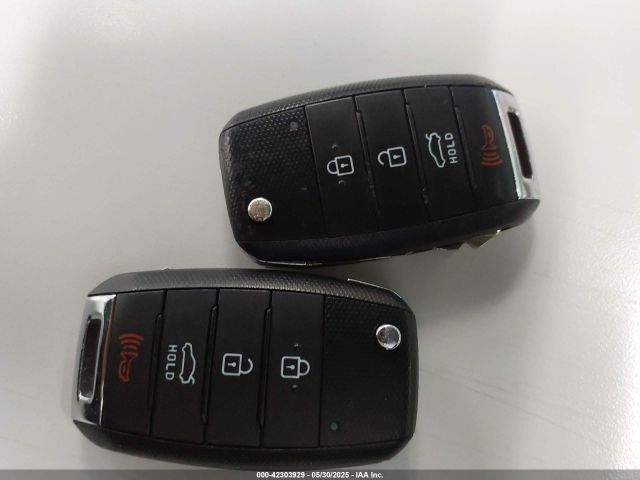 3KPFK4A72HE092707 KIA FORTE LX