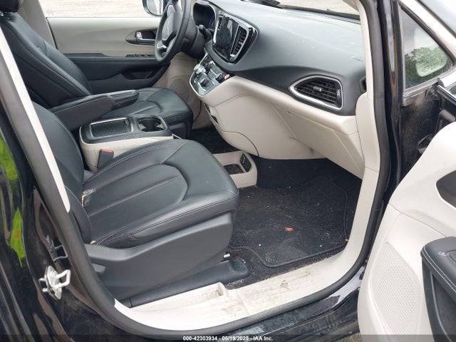 2C4RC1BG5RR136139 Chrysler Pacifica Touring L