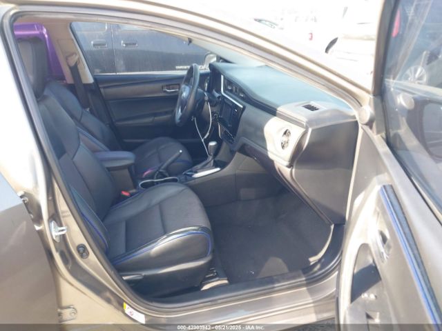 2017 TOYOTA COROLLA 5YFBURHE1HP737095 Photo 4