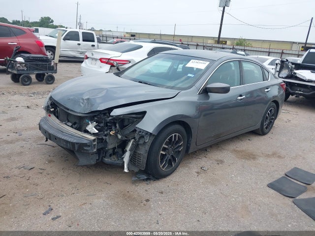 1N4AL3AP4JC267592 Nissan Altima 2.5 S