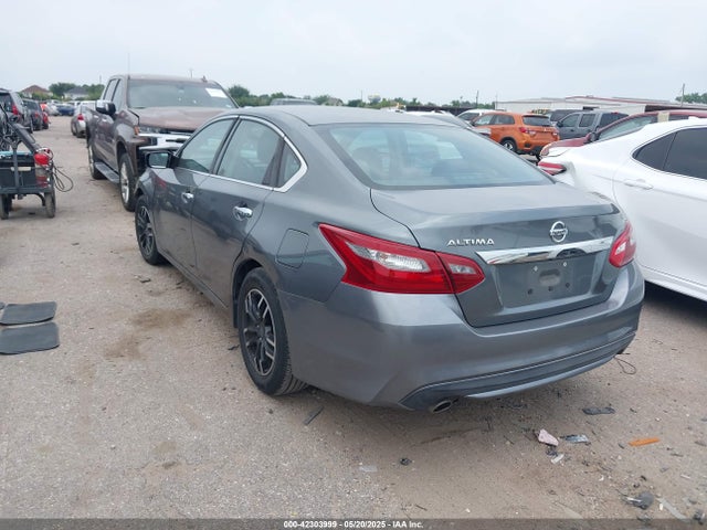 1N4AL3AP4JC267592 Nissan Altima 2.5 S