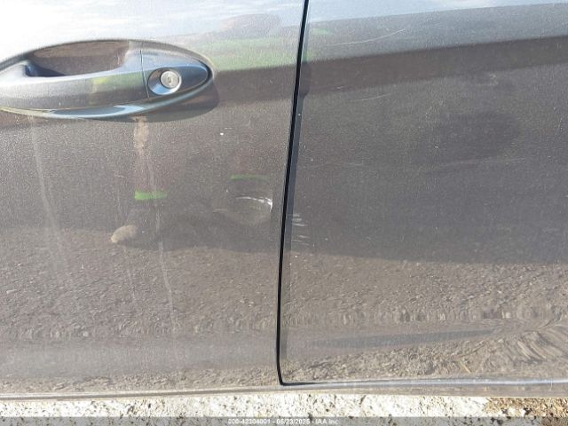 3FADP4BJ0HM157715 Ford FIESTA SE
