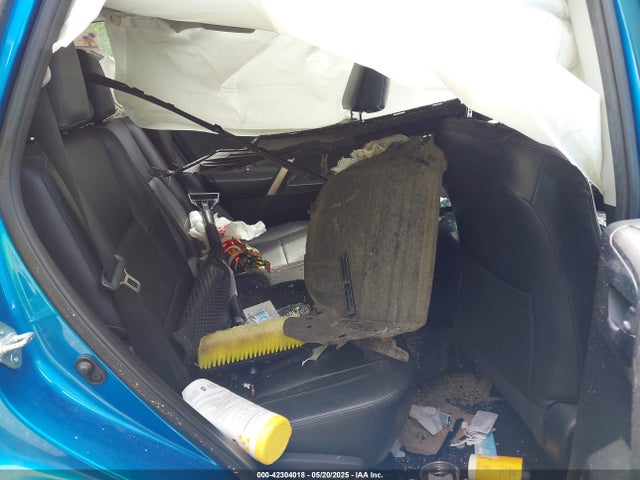 Toyota RAV4 LE 2017 JTMBFREV0HJ109919 Image 8