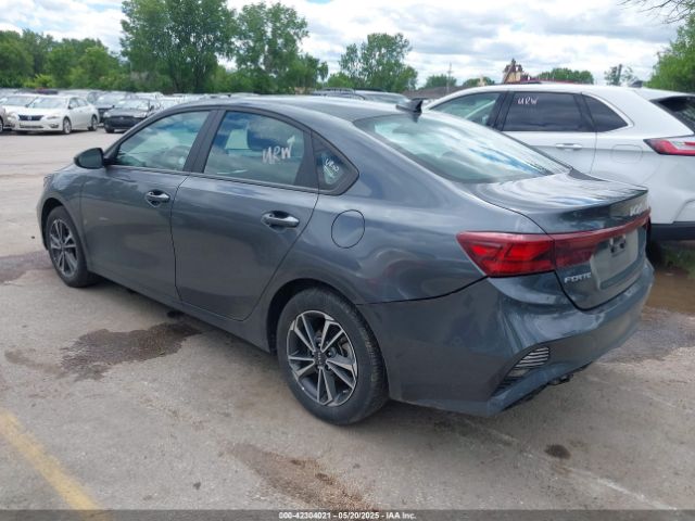 3KPF24AD9RE730376 KIA Forte Lxs