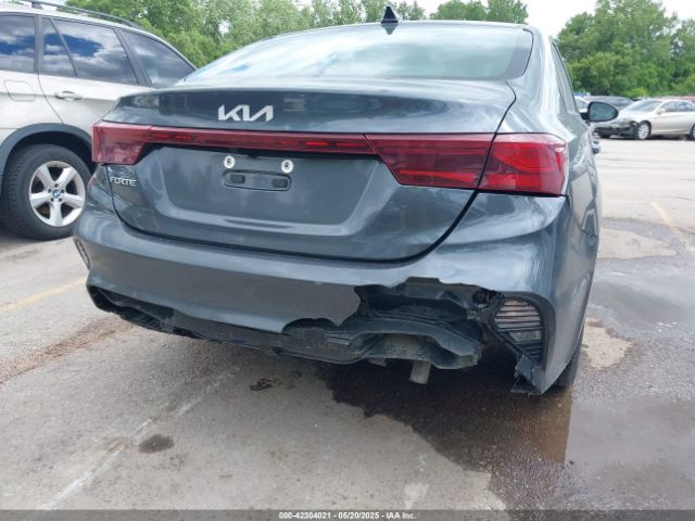3KPF24AD9RE730376 KIA Forte Lxs