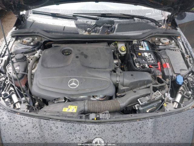WDDSJ4EB0JN657205 Mercedes-Benz CLA 250