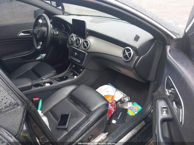 WDDSJ4EB0JN657205 Mercedes-Benz CLA 250