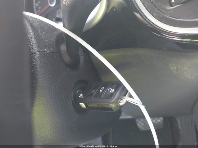 3VWJP7AT2EM602899 Volkswagen Beetle 2.5l