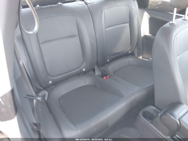 3VWJP7AT2EM602899 Volkswagen Beetle 2.5l