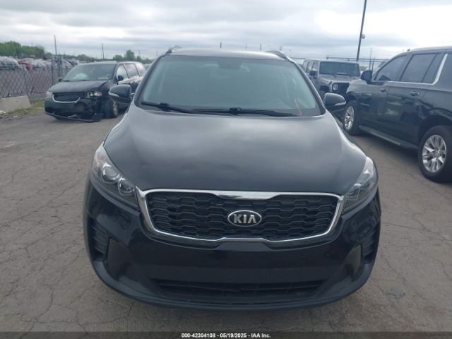 5XYPG4A56KG598555 KIA Sorento 3.3l S