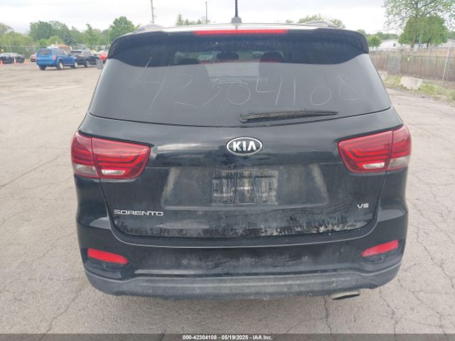 5XYPG4A56KG598555 KIA Sorento 3.3l S