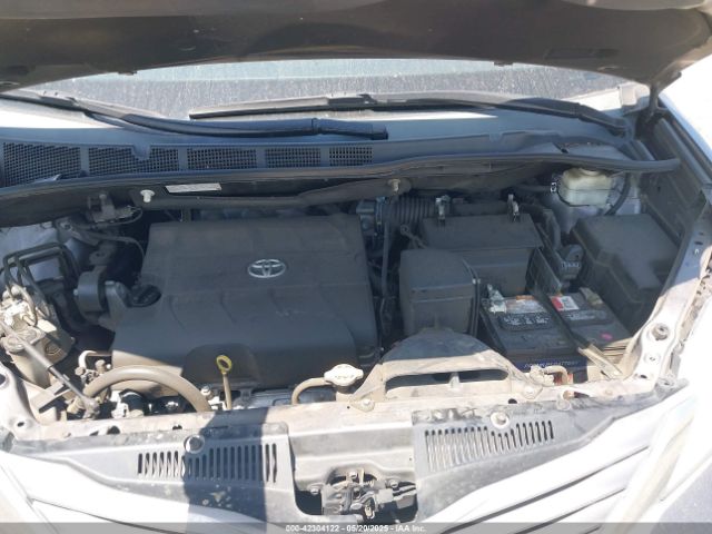 5TDYK3DC6FS674906 Toyota Sienna Xle 8 Passenger