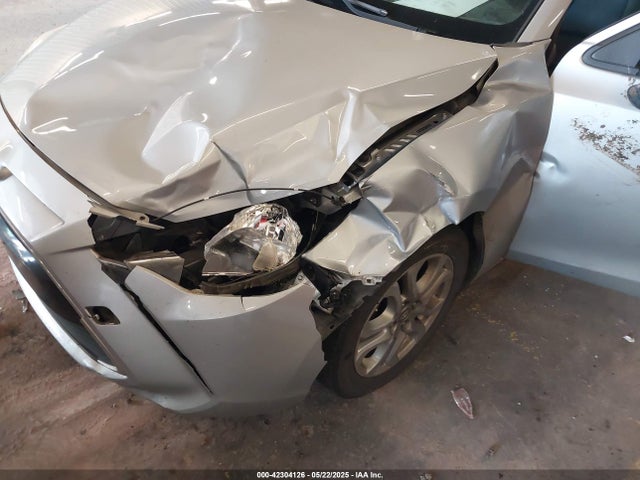 3MYDLBYV6JY326348 Toyota p5v