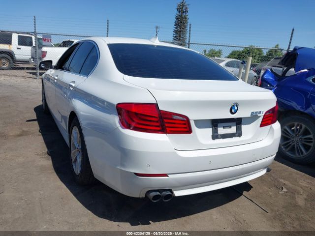 2013 BMW 528I WBAXG5C50DDY32271 Photo 2