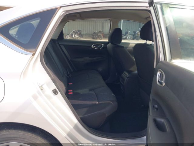 3N1AB7AP1KL604264 Nissan SENTRA SV