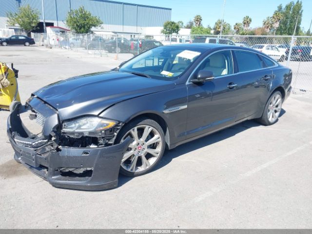 2016 JAGUAR XJ SAJWJ2GD3G8V93278 Photo 1