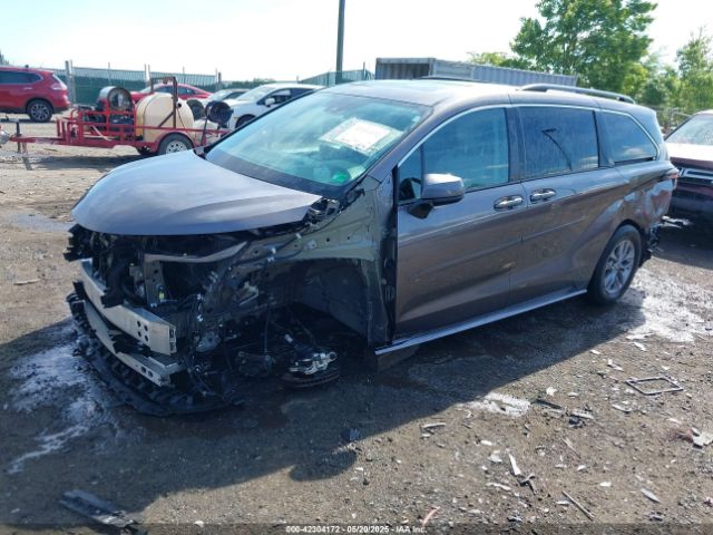 2022 TOYOTA SIENNA 5TDBSKFC1NS049616 Photo 1