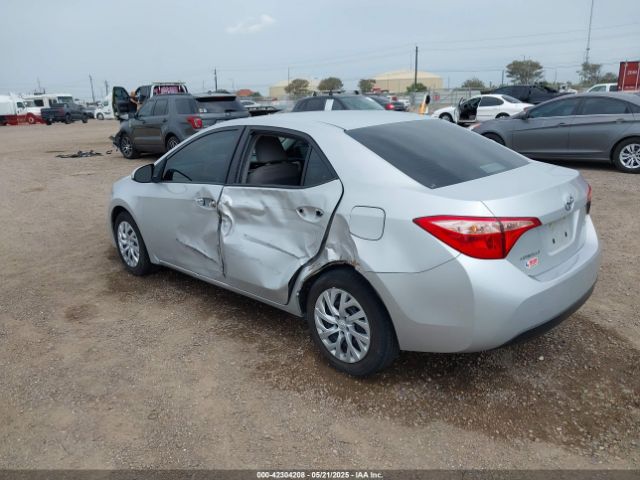 2019 TOYOTA COROLLA 5YFBURHE5KP899058 Photo 2