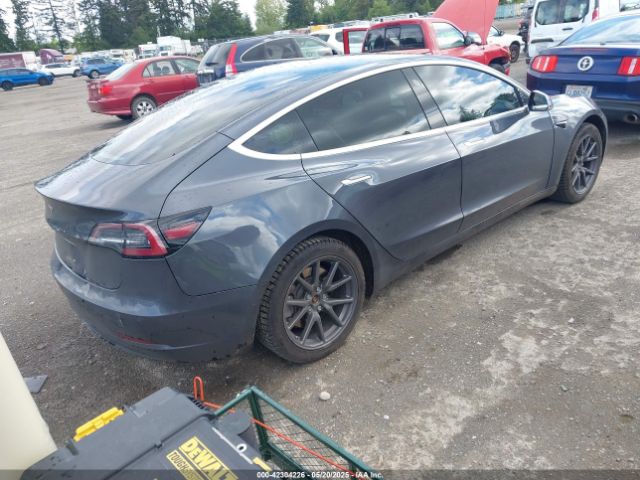 5YJ3E1EA2JF011588 Tesla Model 3 Long Range/mid Range