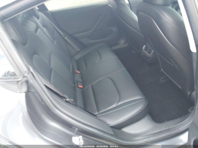 5YJ3E1EA2JF011588 Tesla Model 3 Long Range/mid Range
