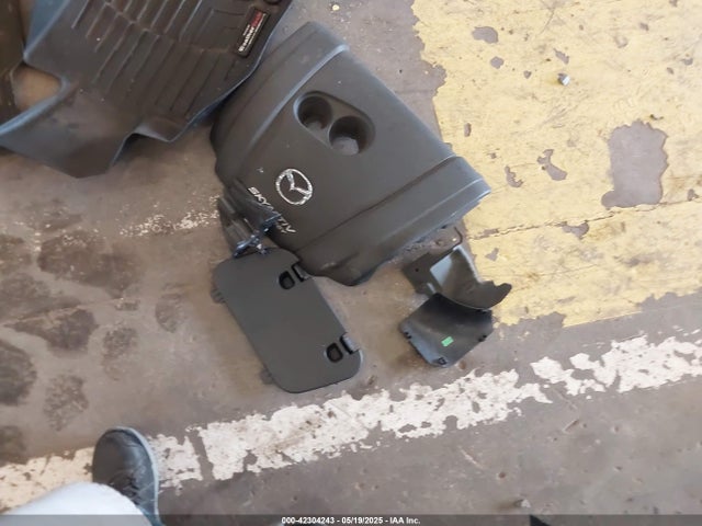 Mazda pe 2017 3MZBN1U78HM104524 Image 11