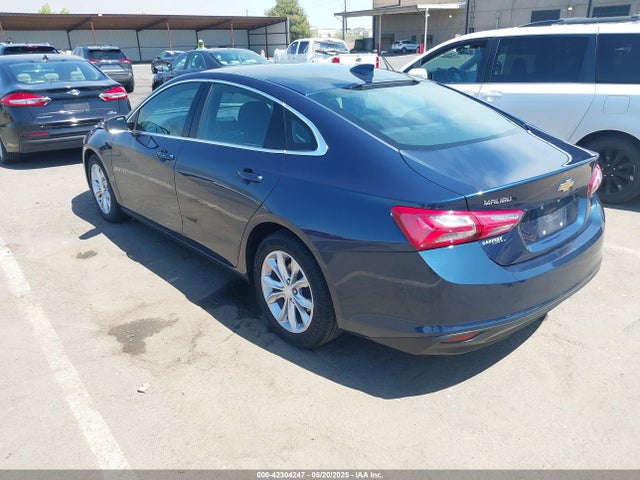 1G1ZD5STXNF180178 Chevrolet Malibu Fwd Lt