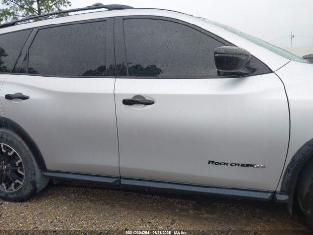5N1DR2MN3KC637986 Nissan Pathfinder Sv