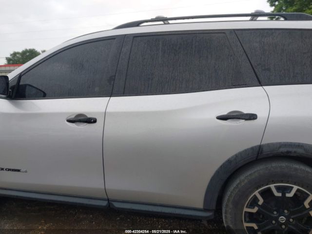 5N1DR2MN3KC637986 Nissan Pathfinder Sv