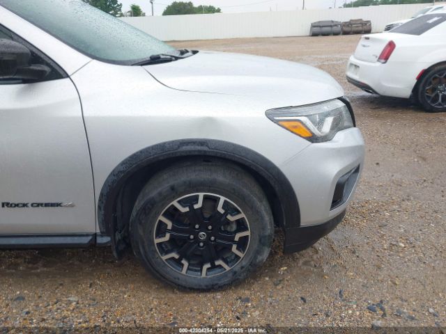5N1DR2MN3KC637986 Nissan Pathfinder Sv