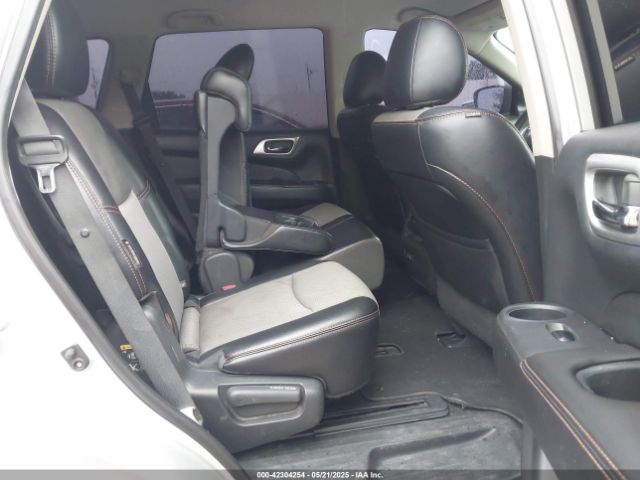5N1DR2MN3KC637986 Nissan Pathfinder Sv