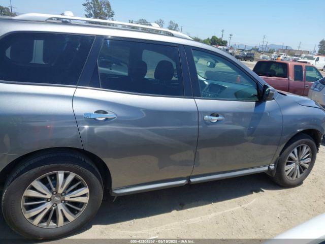 5N1DR2MN3JC637176 Nissan 2018