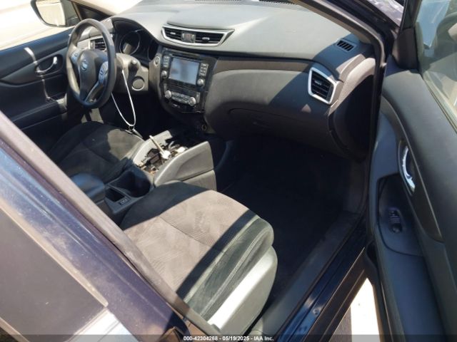 5N1AT2ML4FC860949 Nissan ROGUE SV