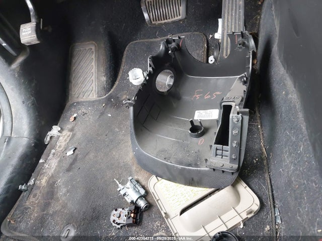 5XYKT4A76EG485961 KIA Sorento Lx V6