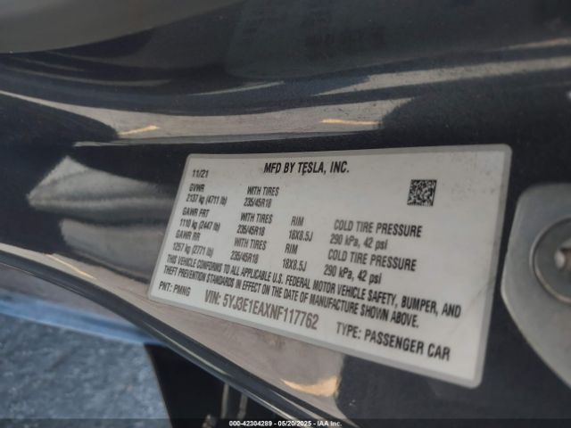 5YJ3E1EAXNF117762 Tesla 2022