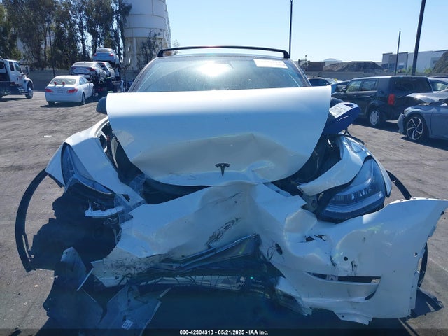 5YJYGAEE5MF189275 Tesla Model Y